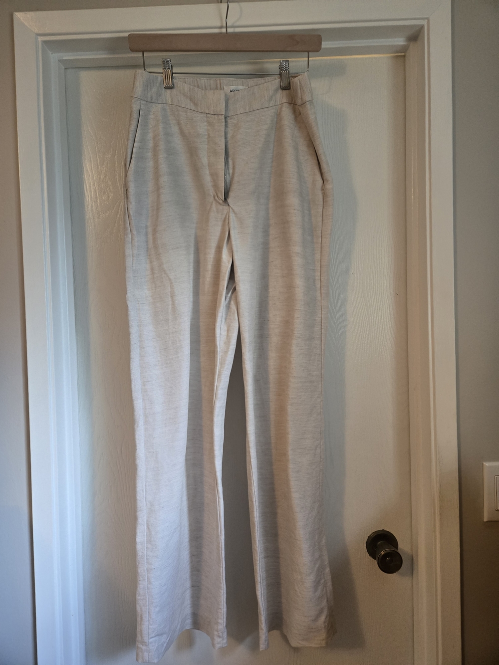 Aritzia The Limitless Pant-CruiseLinen in Natural Ecru